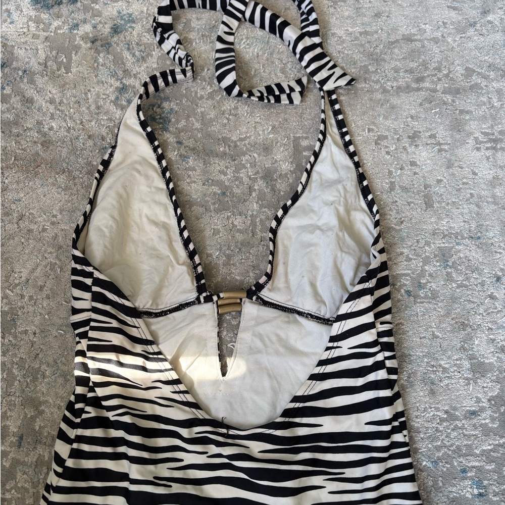 Zebra Print Halter Swimsuit - Picture 3 of 16
